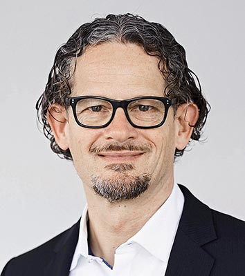 https://www.grassgroup.ch/wp-content/uploads/2024/05/Portrait_Luethi_Peter_CF591810.jpg